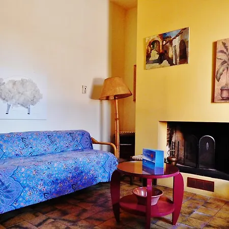 House With Secret Garden In Pula